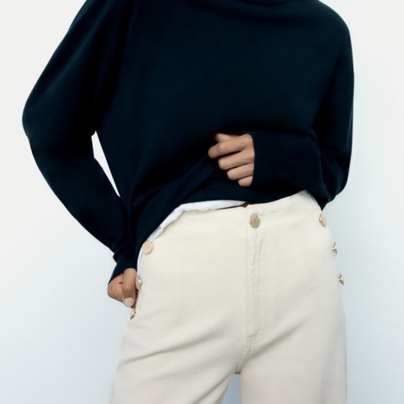 CROPPED WIDE LEG BUTTONED JEANS - Picture 4 of 6